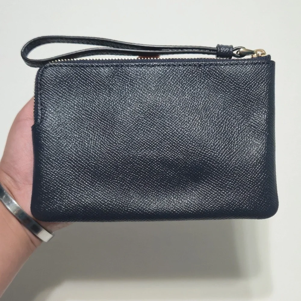 COACH Midnight Blue Corner Zip Crossgrain Leather Wristlet Strap